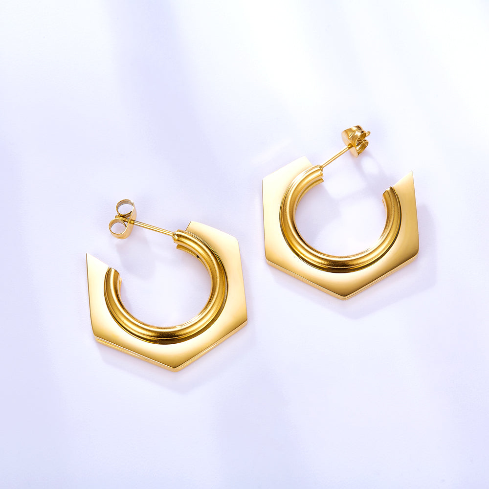 Boucles d'oreilles tendance en forme de C