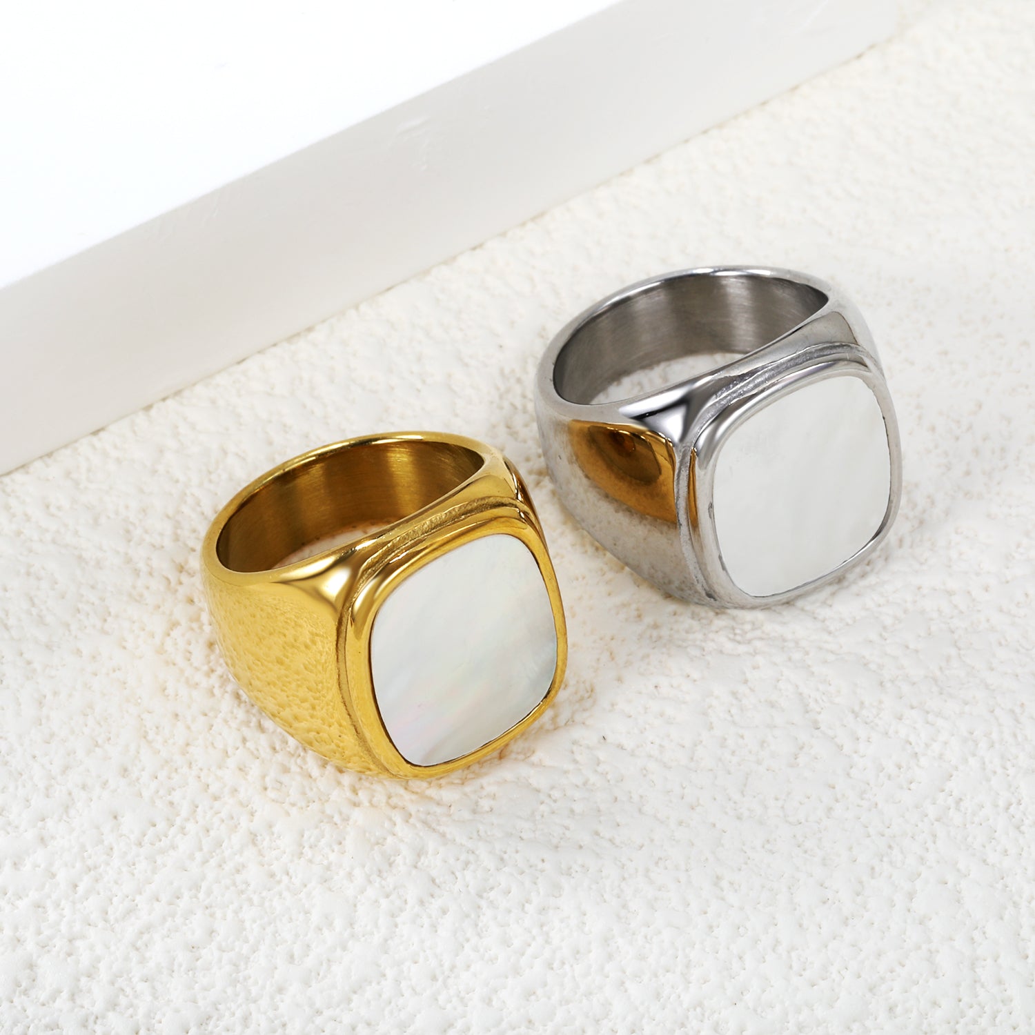 Oversized vierkante schelpring