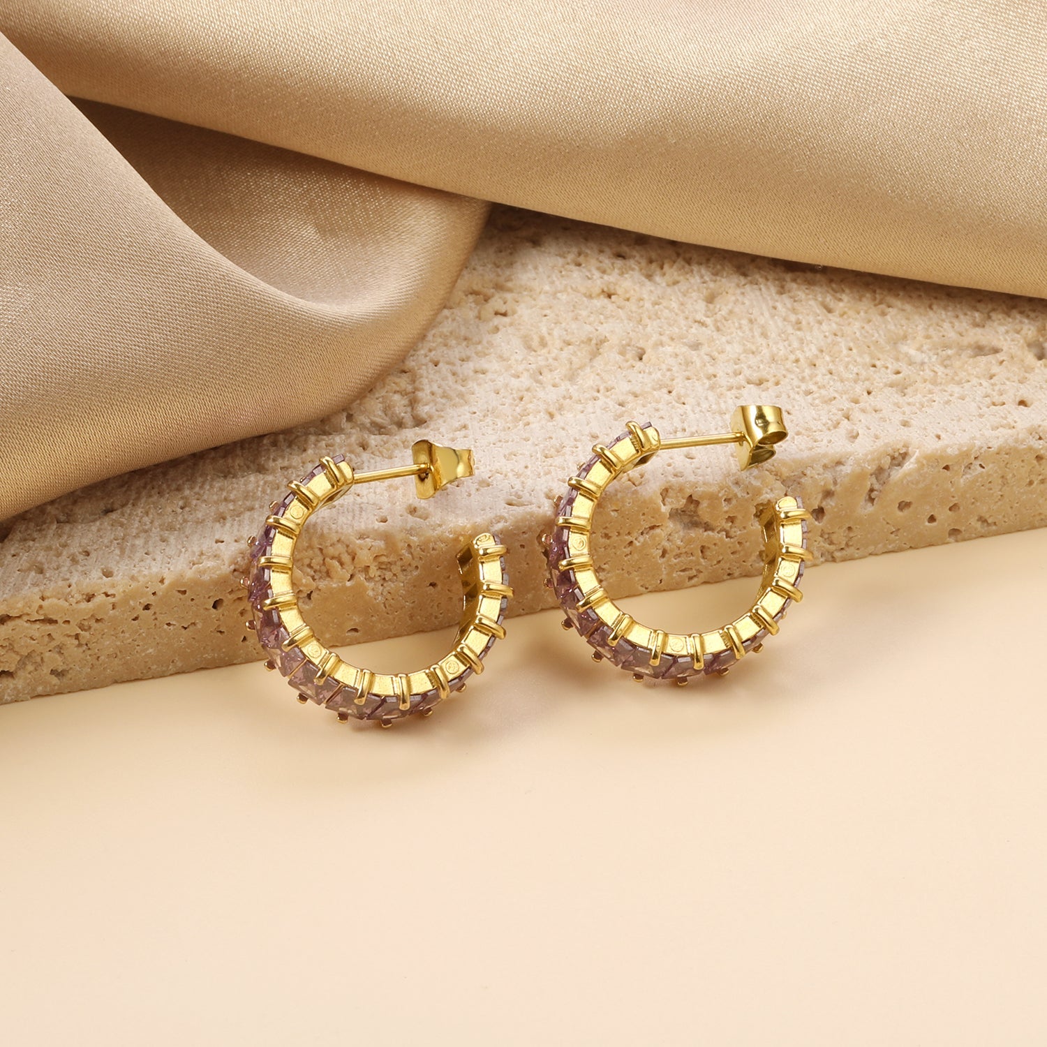 C-vormige oorbellen met twee grepen en zirkonium