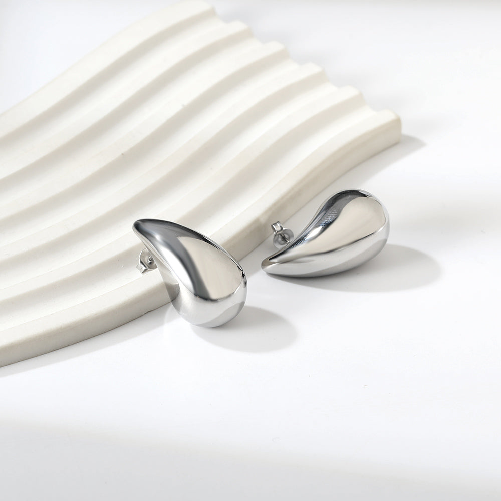 Ovale traanvormige oorbellen