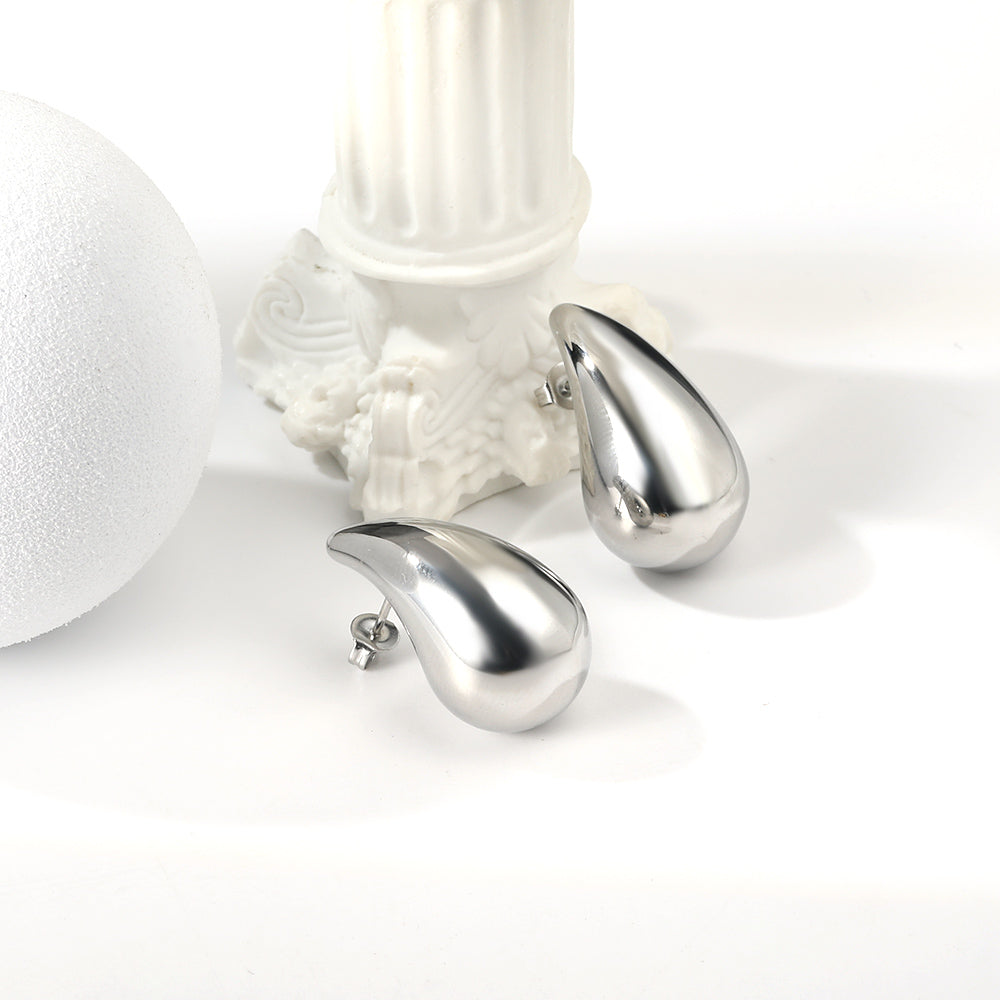 Ovale traanvormige oorbellen