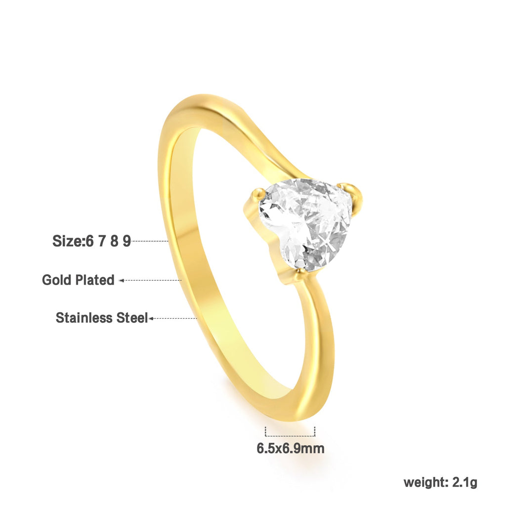 Heldere hartvormige diamanten ring