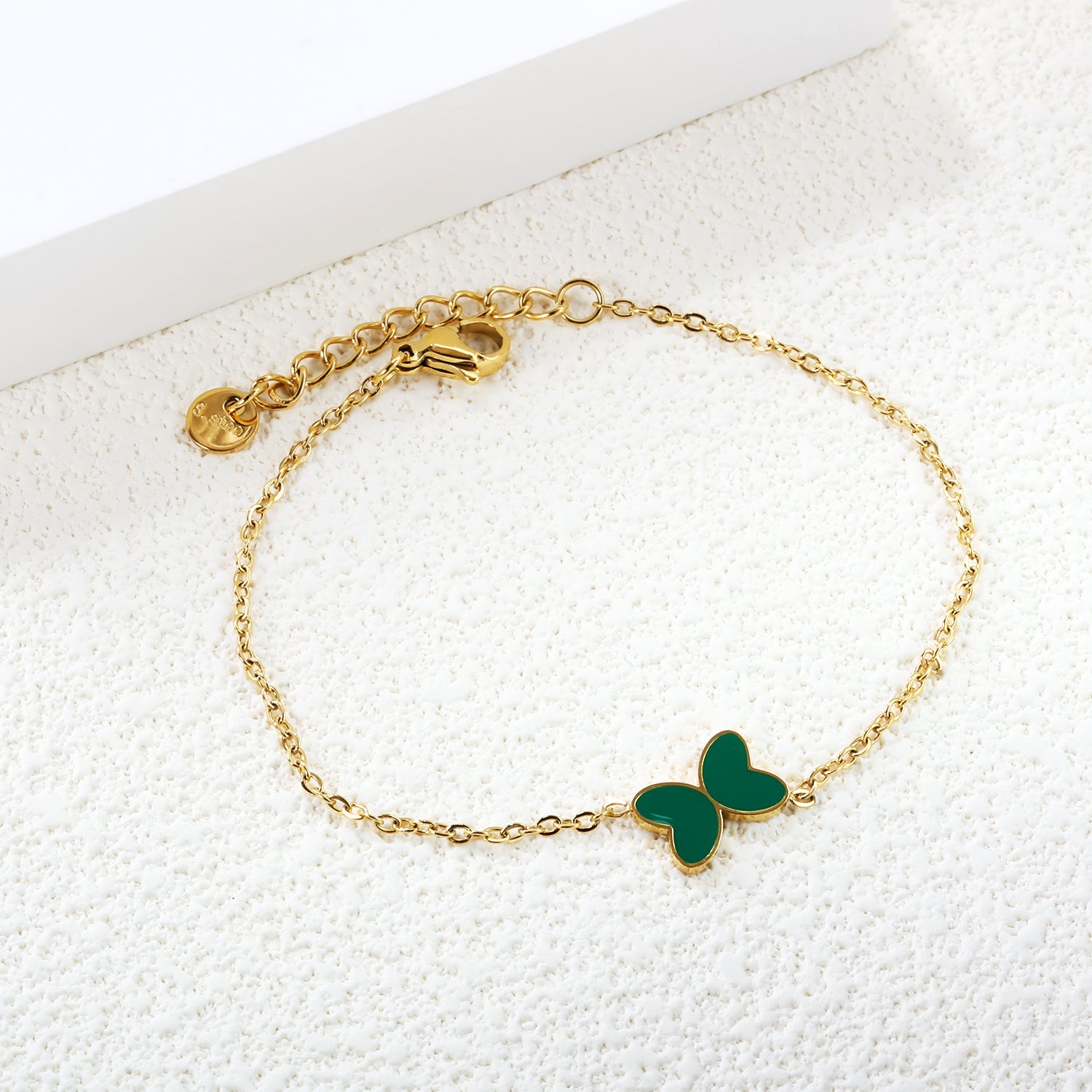 Armband met vlinderschelpenbedel