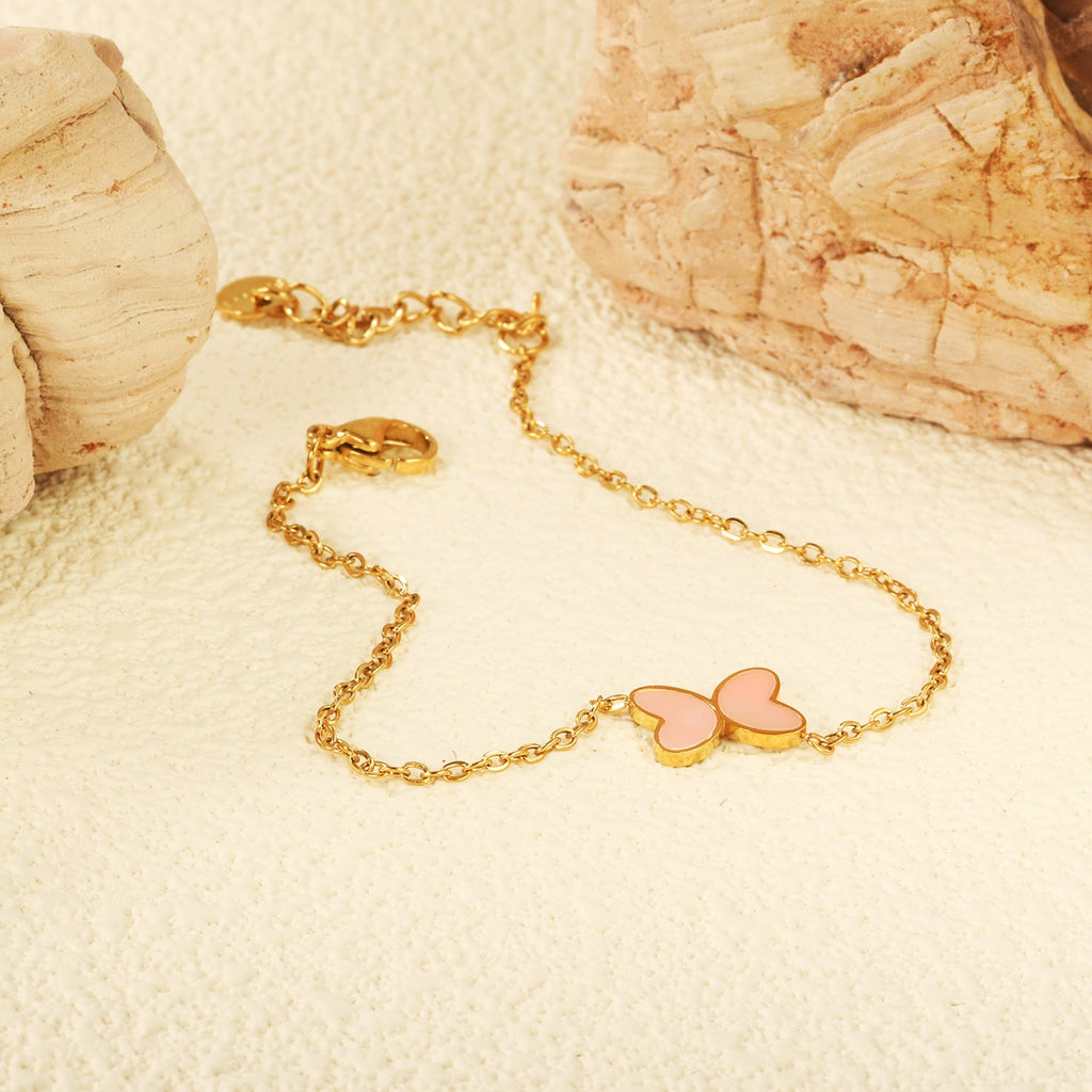 Armband met vlinderschelpenbedel