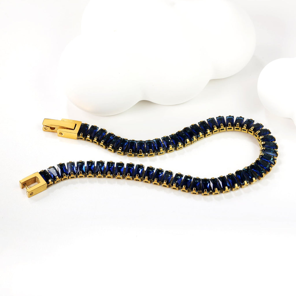 Bracelet à fermoir rectangulaire multi-diamants