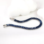 Bracelet à fermoir rectangulaire multi-diamants