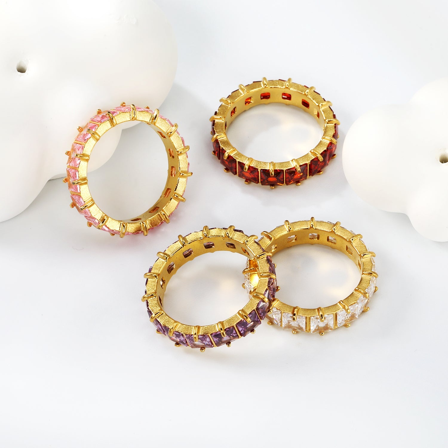 Vierkante zirkonium solitaire ring