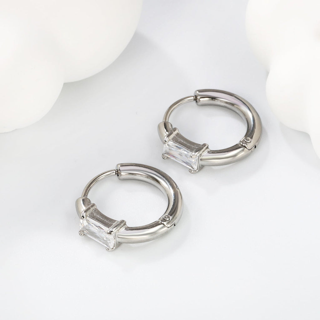 Rectangular White Zirconium Four-Claw Earrings
