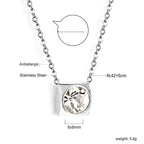 Collier pendentif carré à cinq couleurs