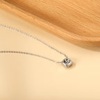 Collier pendentif carré à cinq couleurs