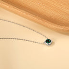 Collier pendentif carré à cinq couleurs