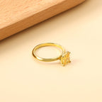 Bague en diamant carré jaune à griffes