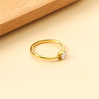 Klauw vierkante diamanten ring