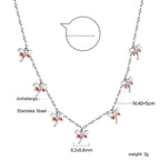 Ensemble de colliers à breloques – Coquillage, cerise, couronne et libellule