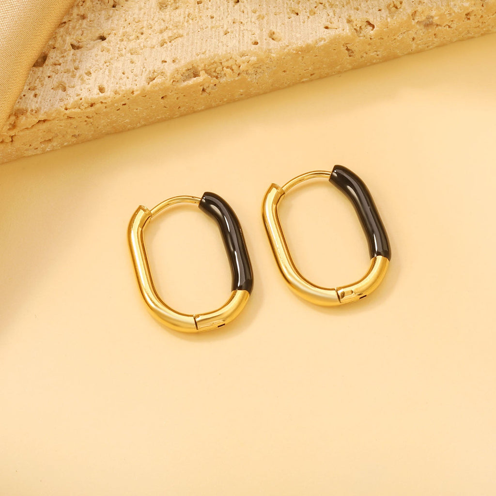 U-vormige gekleurde oorbellen