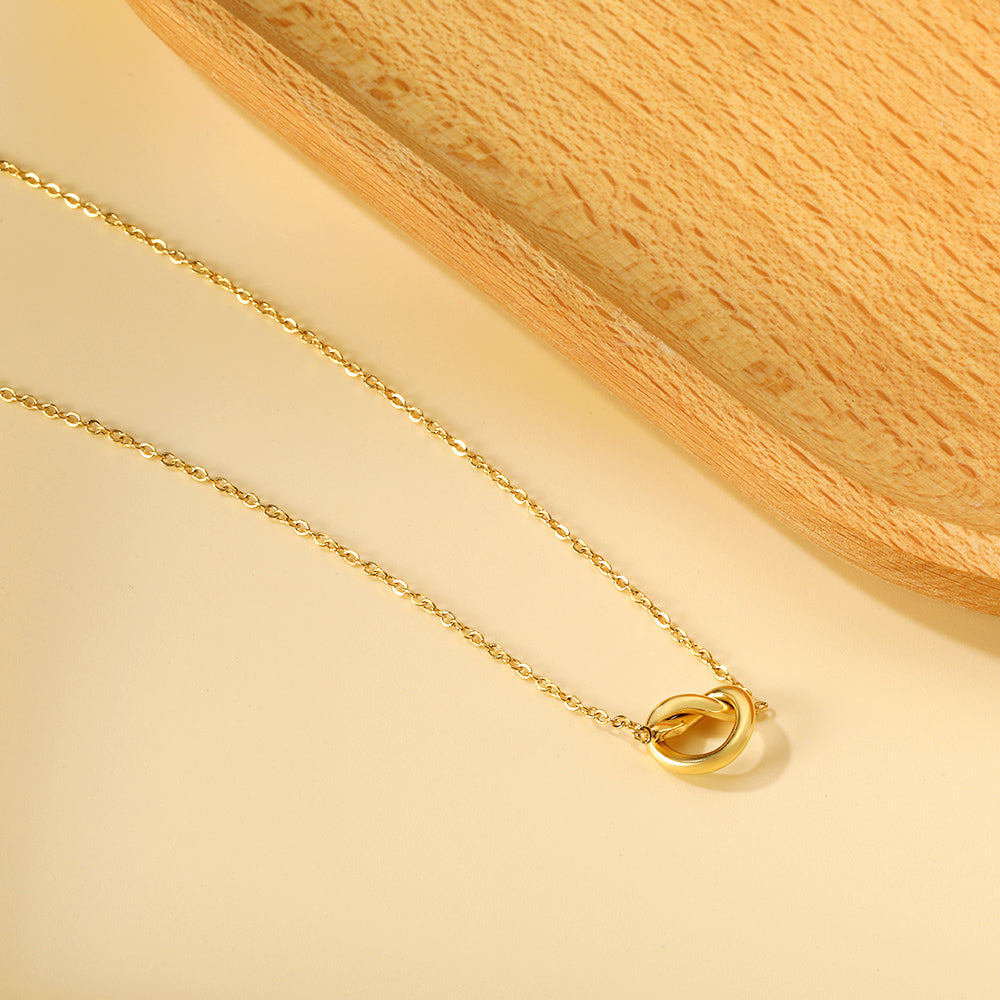 Ketting met touwsluiting en hanger