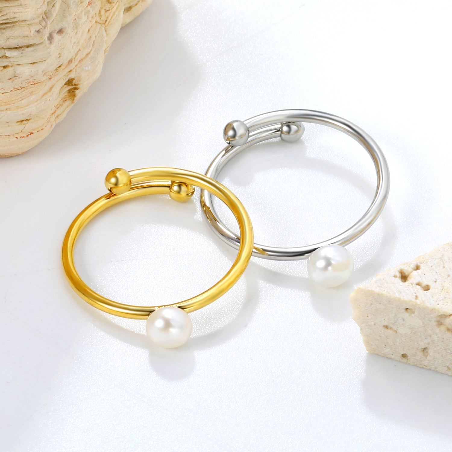 Verstelbare ring met zoetwaterparels