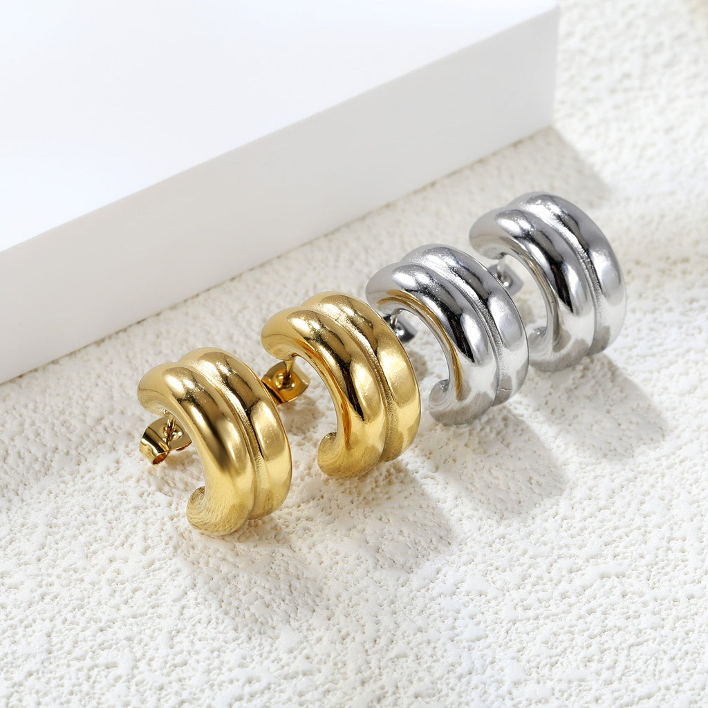 Dubbele C-vormige hoepeloorbellen