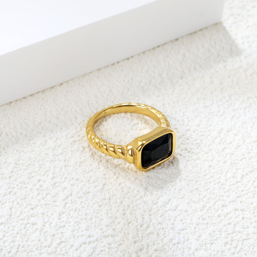 Oversized zwarte diamant ring met schroefdraad