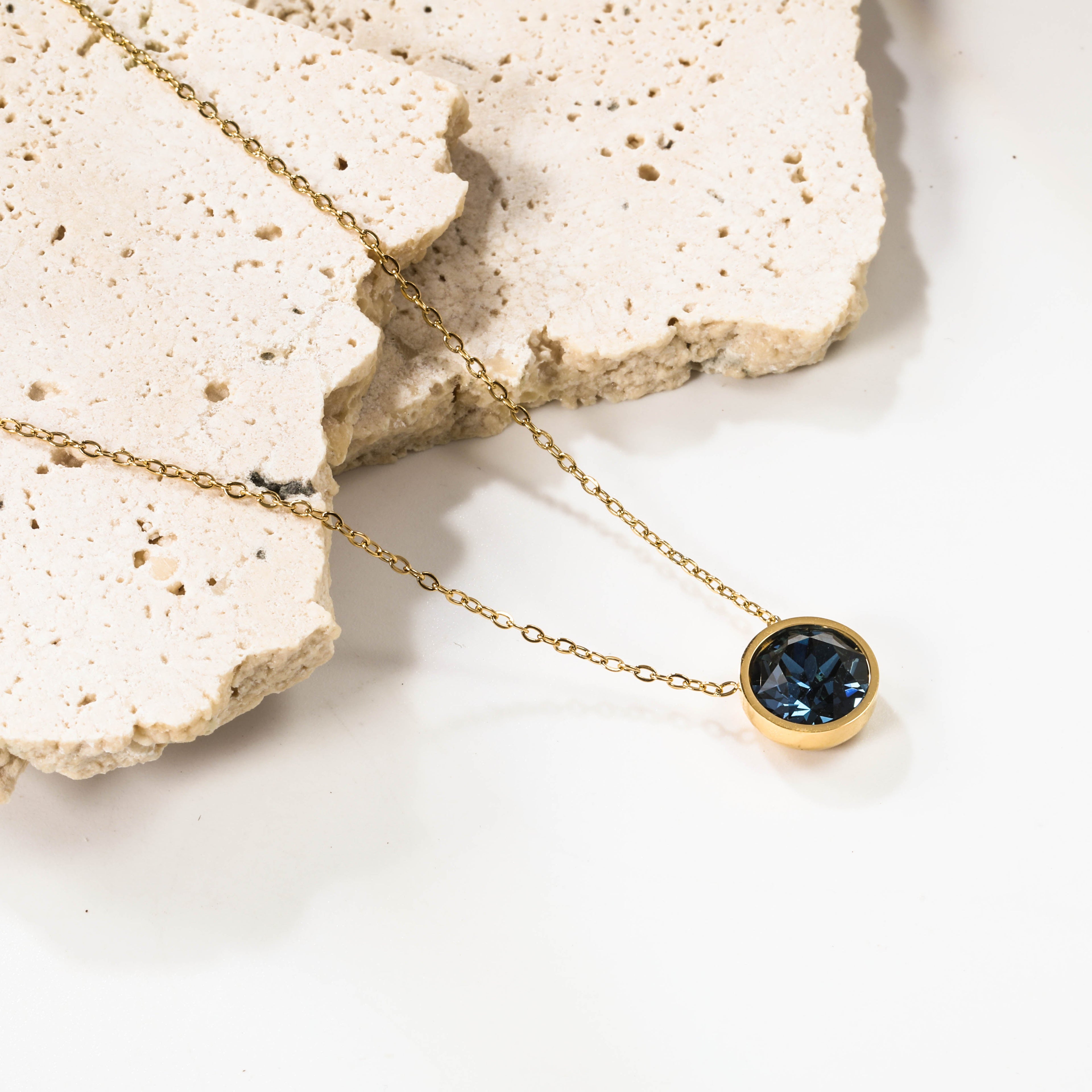 Ronde veelkleurige opaal hanger ketting