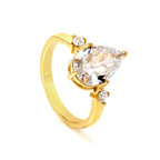 Set van traan- en diamanten ringen