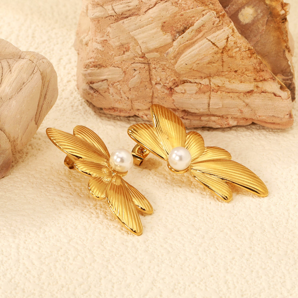 Boucles d'oreilles ailes de papillon avec perle blanche