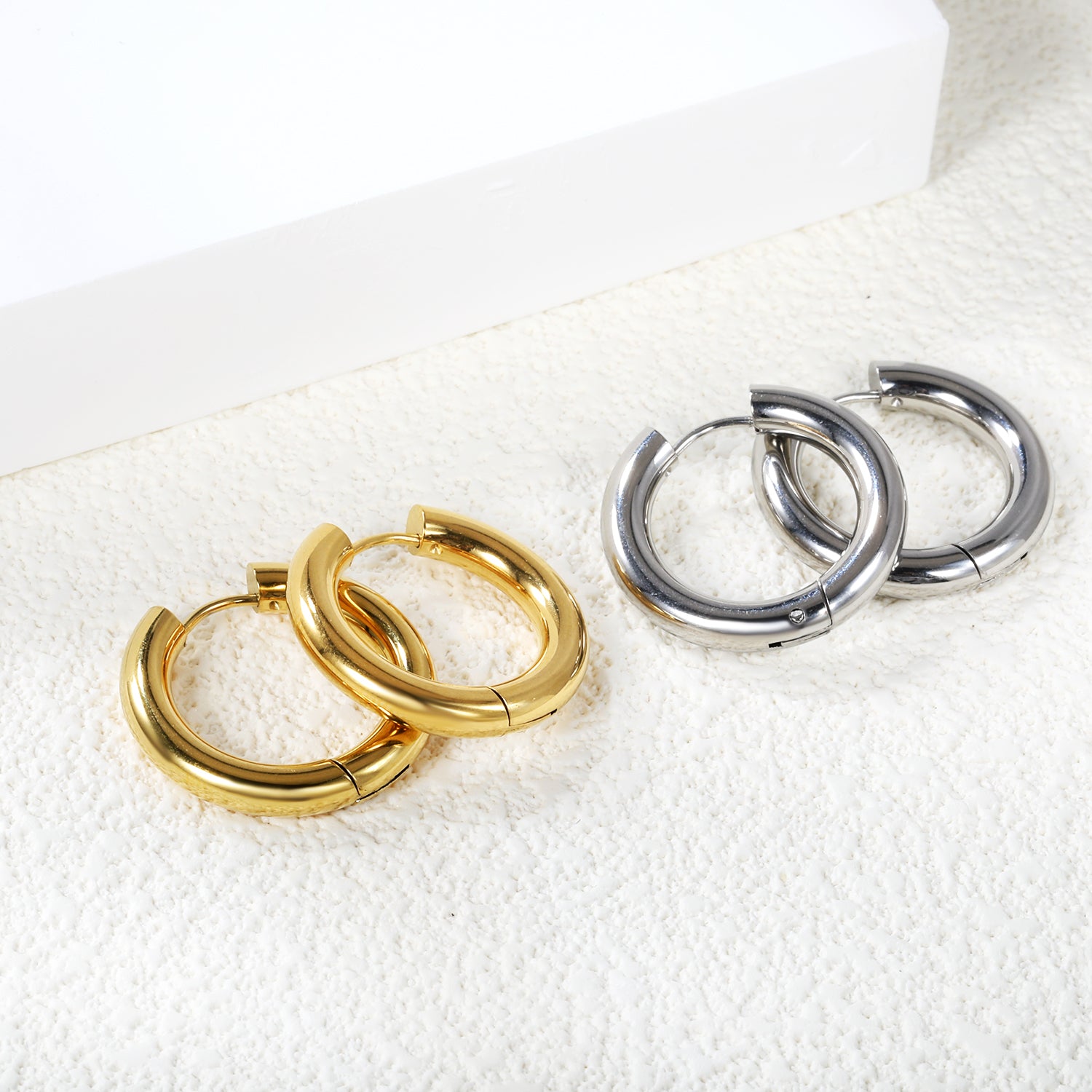 Cirkelvormige oorbellen in goudkleur