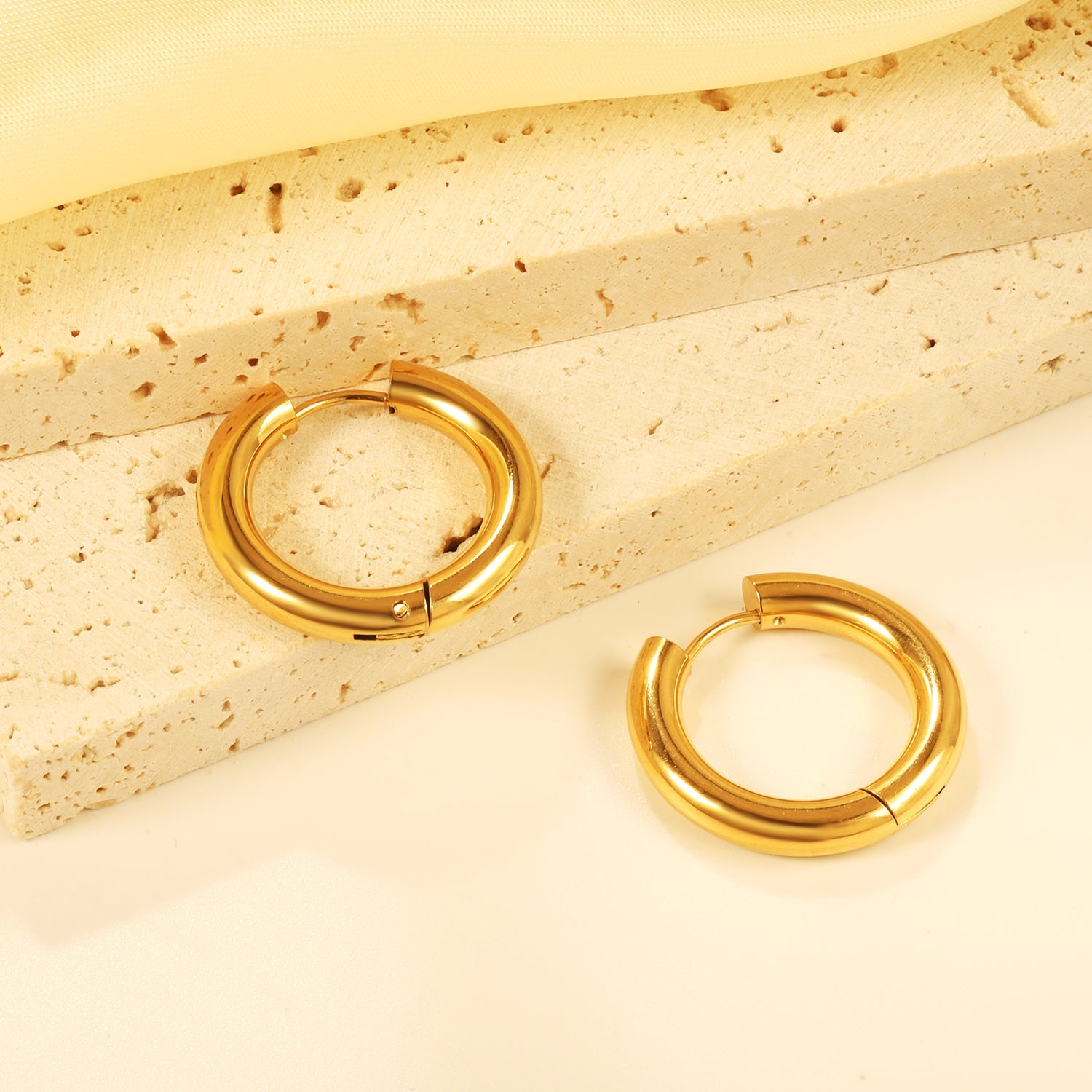 Cirkelvormige oorbellen in goudkleur