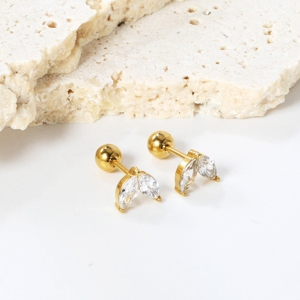 Stalen kogelschroefplug met witte zirkonia-knopoorbellen