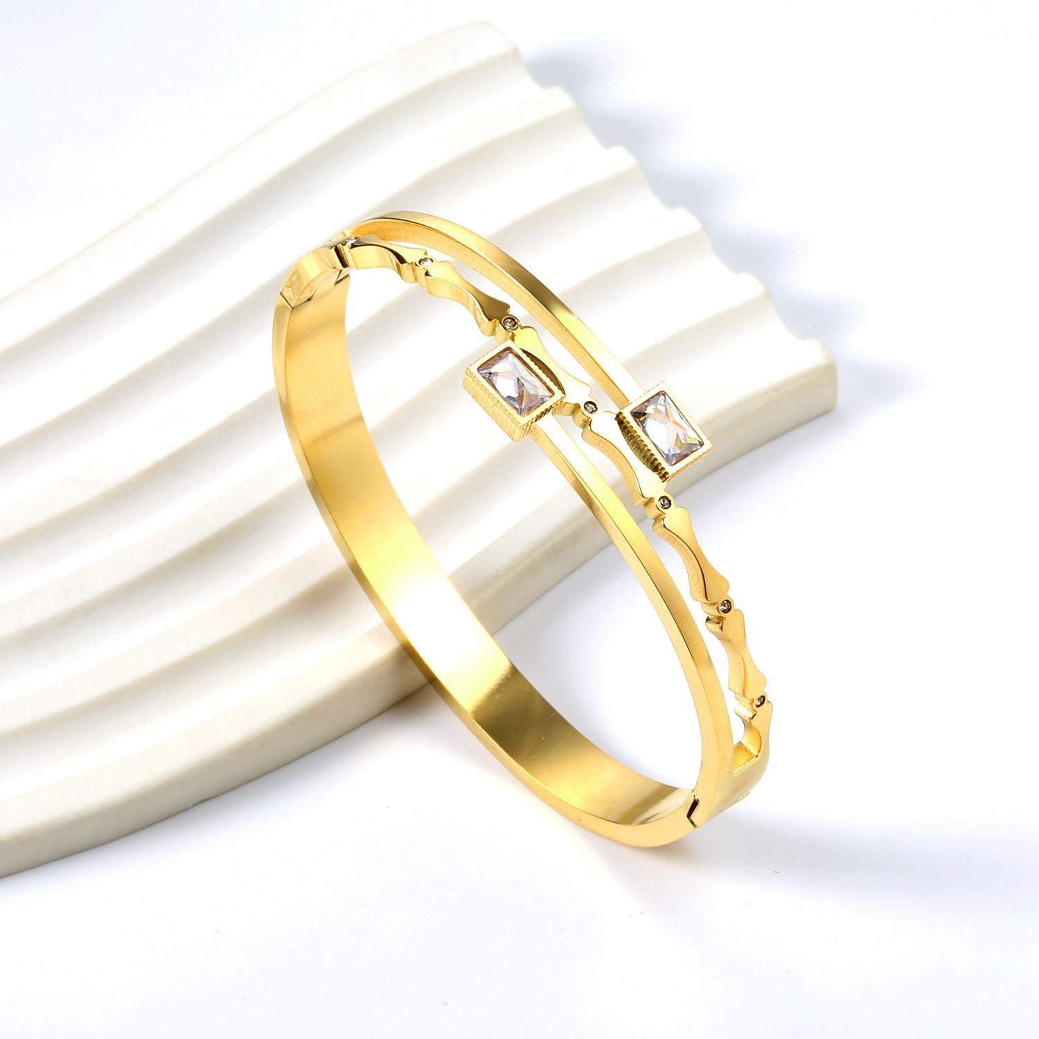 Bamboe armband met diamanten