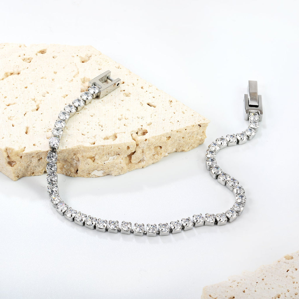 Bracelet à fermoir rond en cristal de zircone