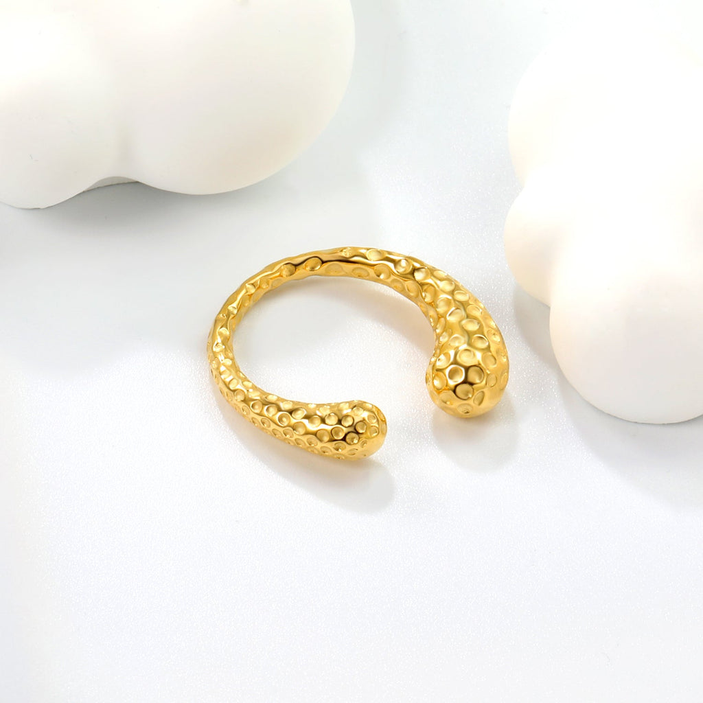 Gouden ring met pit