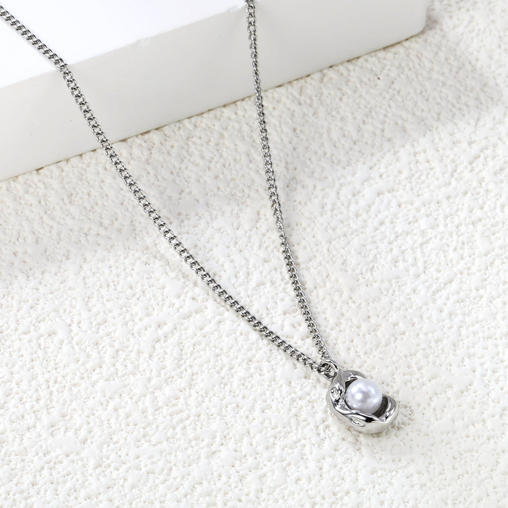 Collier pendentif en acier inoxydable avec perle en forme de perle