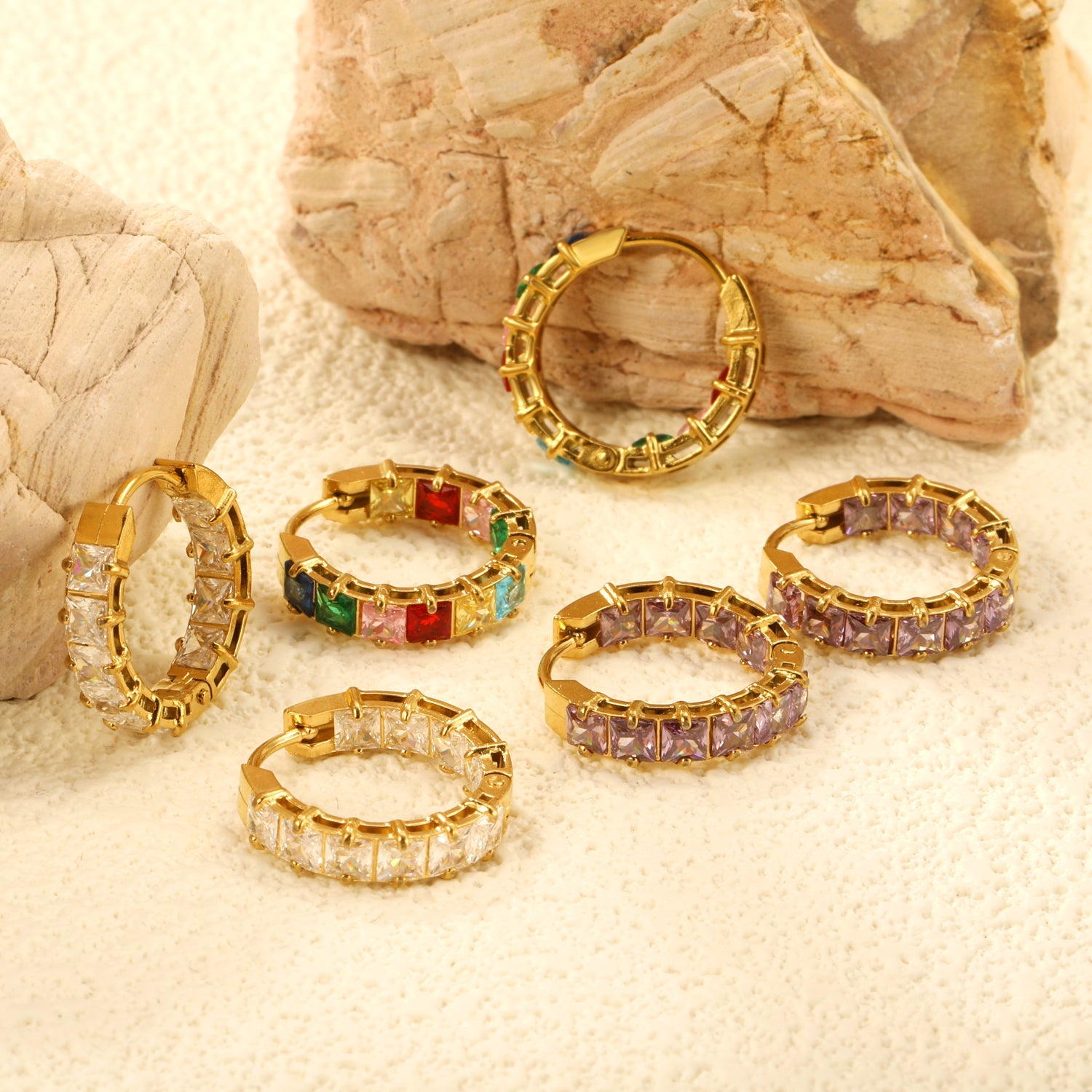 Dikke vierkante zirkonium oorclips – staal en goud