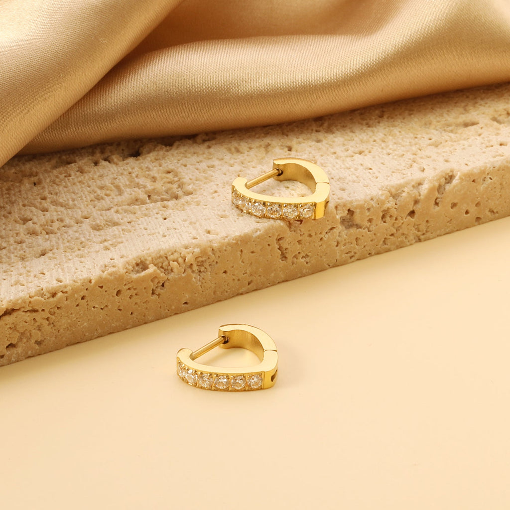 Boucles d'oreilles à clips en forme de cœur avec diamants