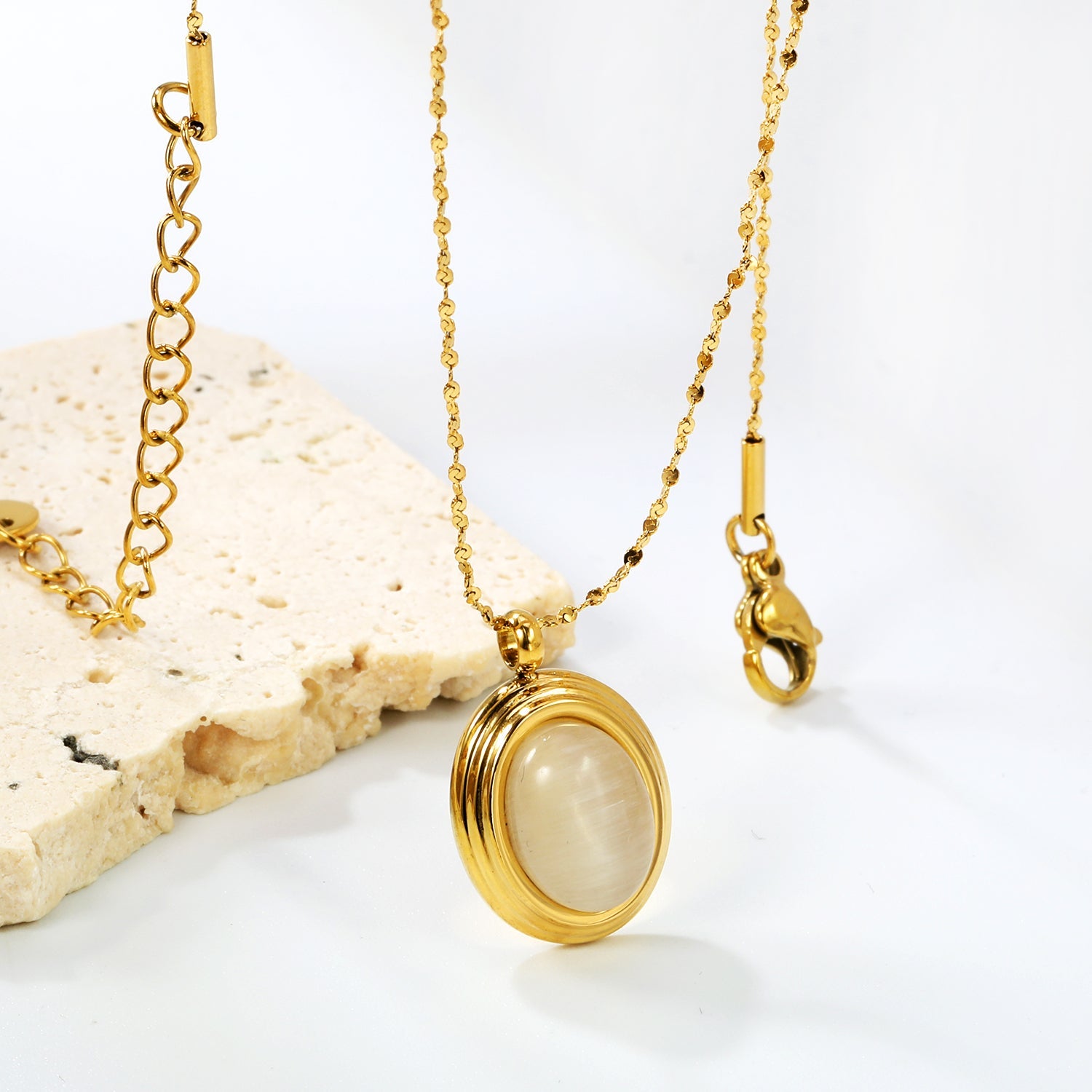 Ovale kattenoog- en tijgerooghangerketting