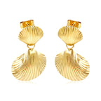 Kleine en grote schelp oorbellen