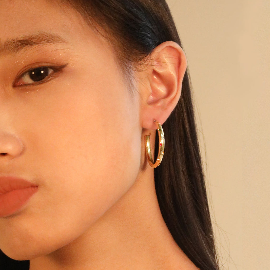 Fermoir d'oreille demi-rond ouvert avec diamants mélangés