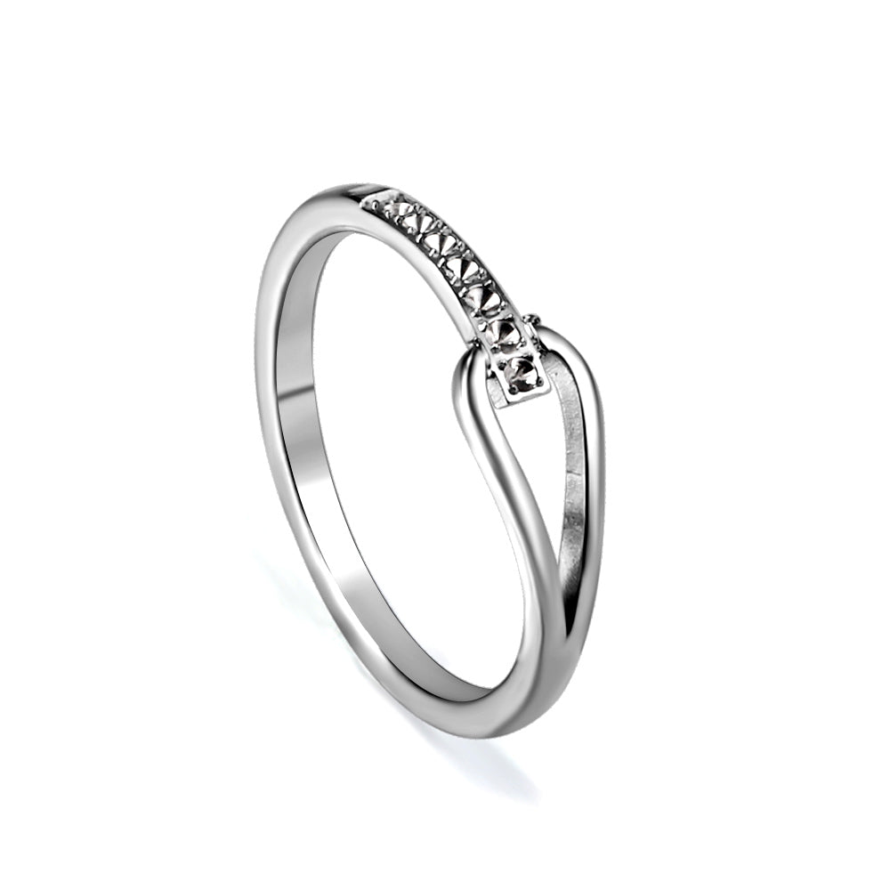 Geometrische diamant waterdruppel holle ring