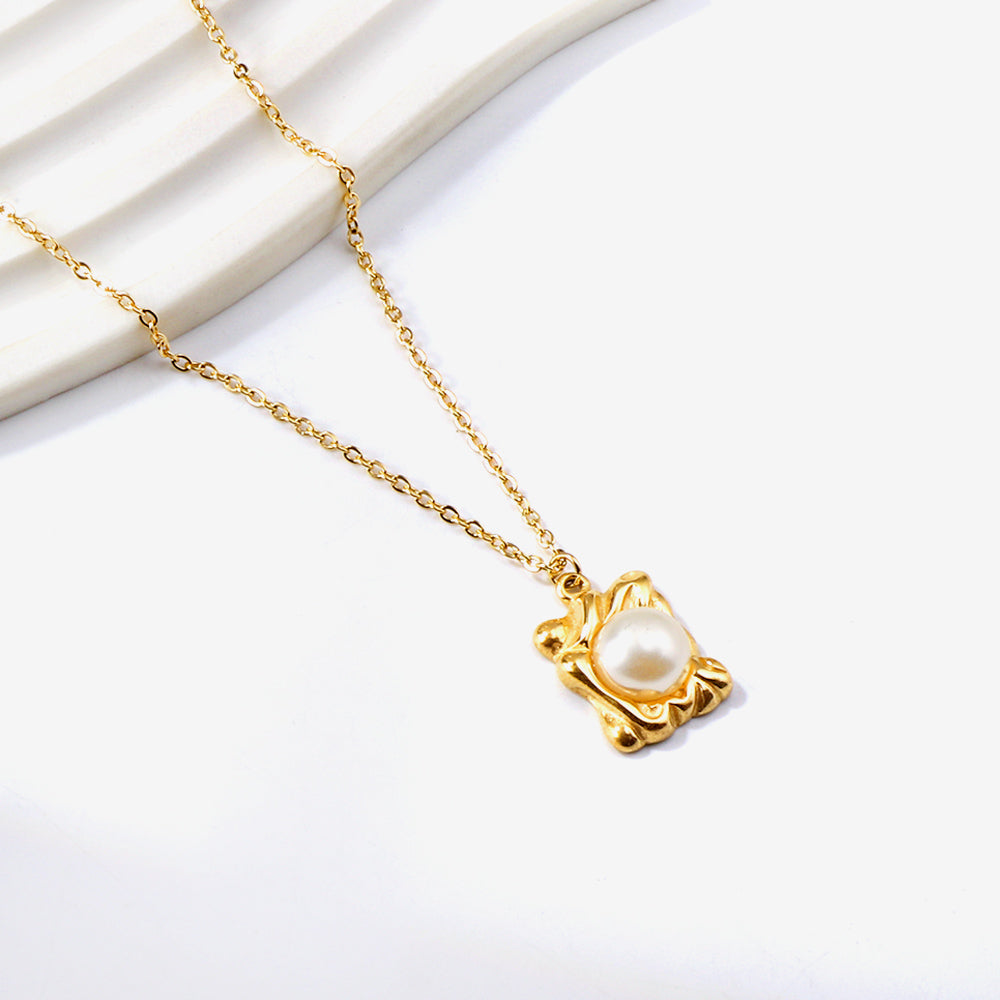 Rechthoekige parelhanger ketting