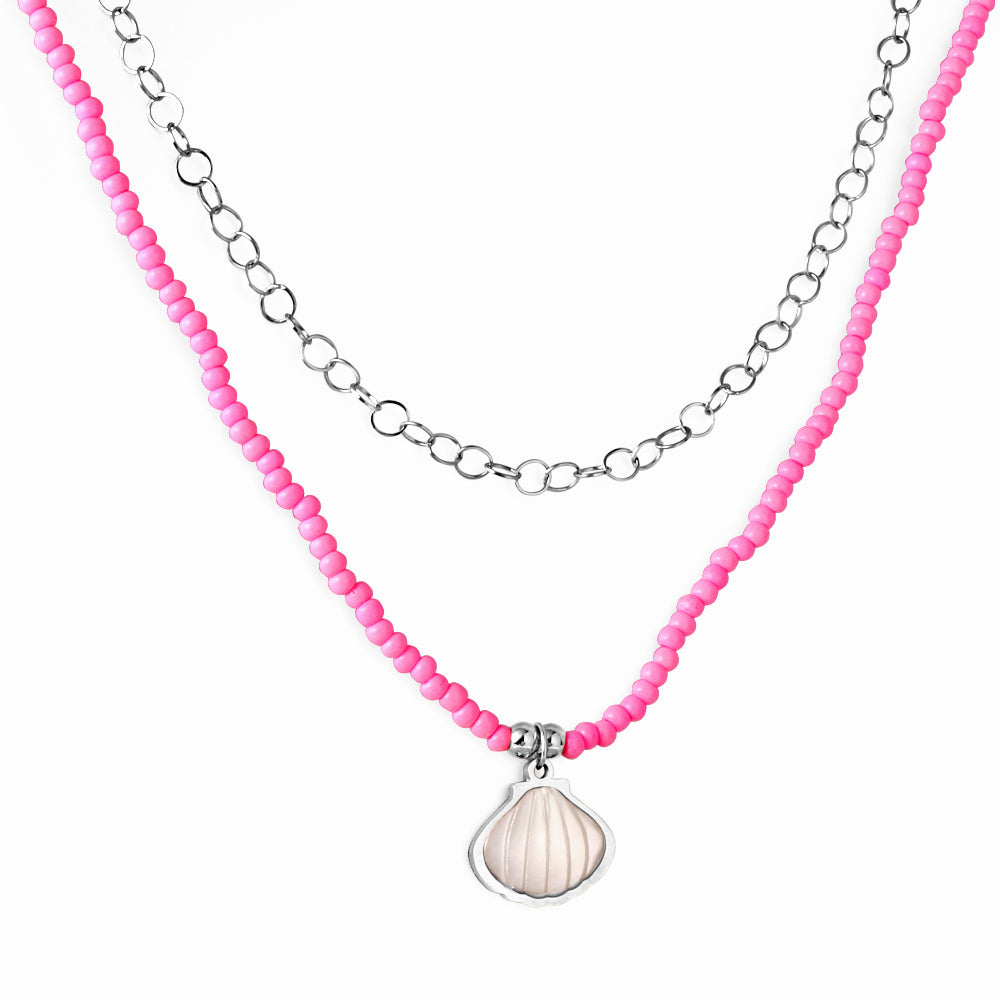 Dubbele ketting met schelpen en roze kralen