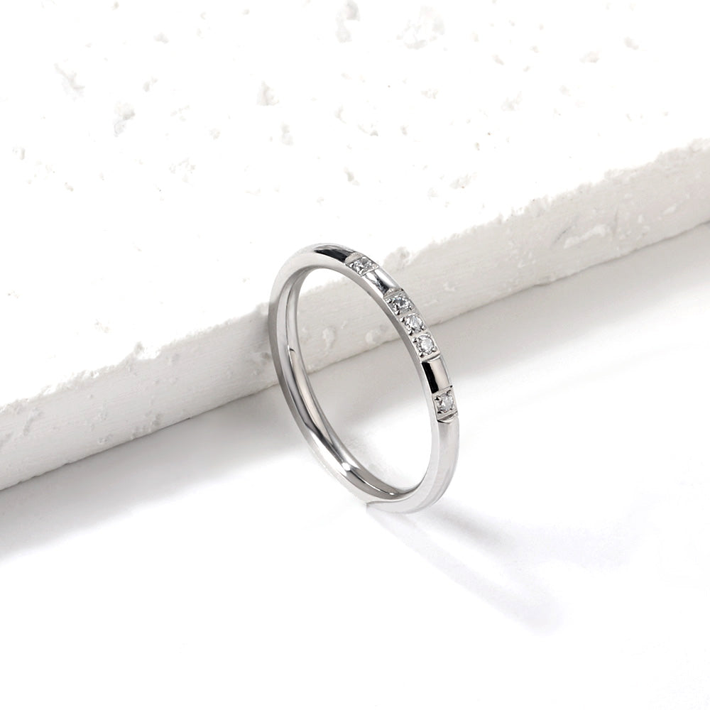 Ring met diamantaccentontwerp