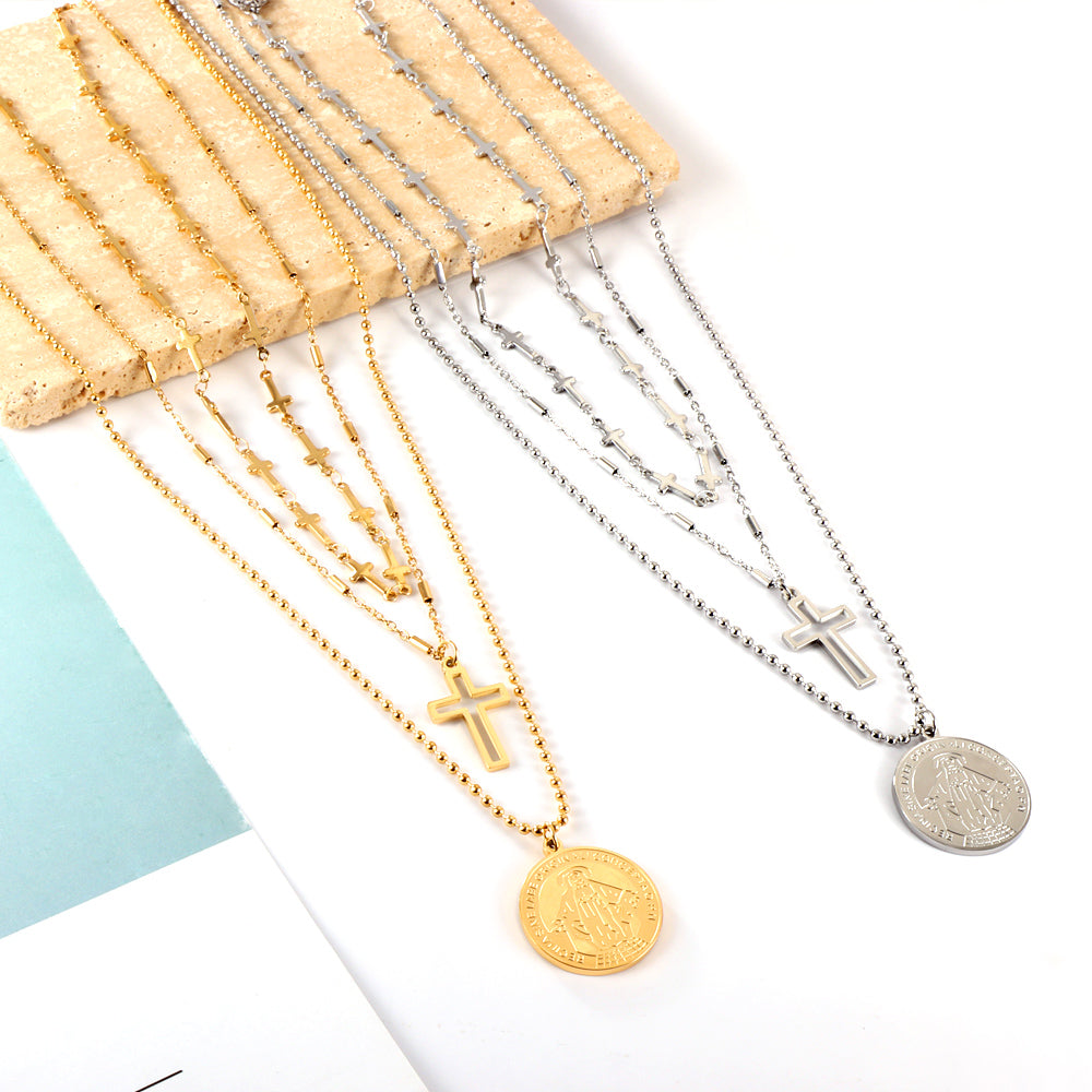 Drievoudige ronde ketting met kruishanger