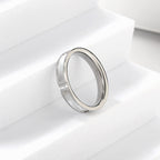 Three Diamond Niche Design Ring