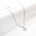 Perzikbloesem hanger ketting met diamant