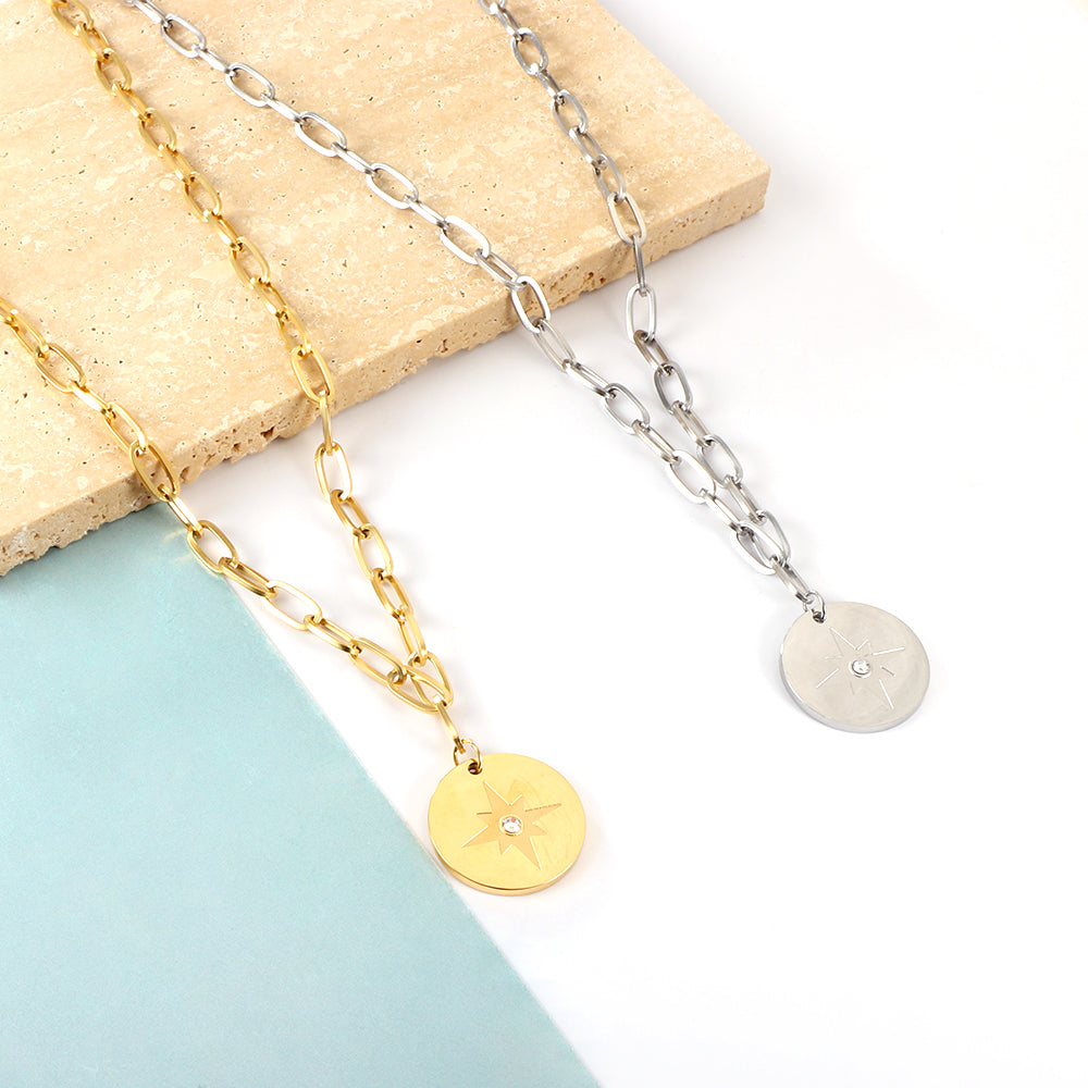 Collier avec pendentif rond en diamant Lucky Star