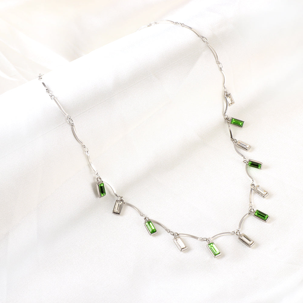 Rechthoekige, gemengde-kleur vierkante diamanten ketting