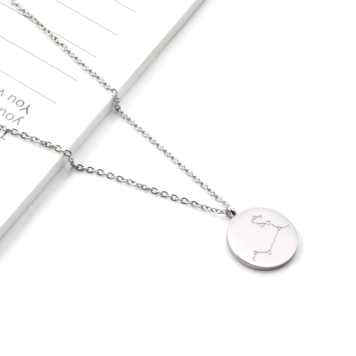 Hangerketting met sterrenbeelden