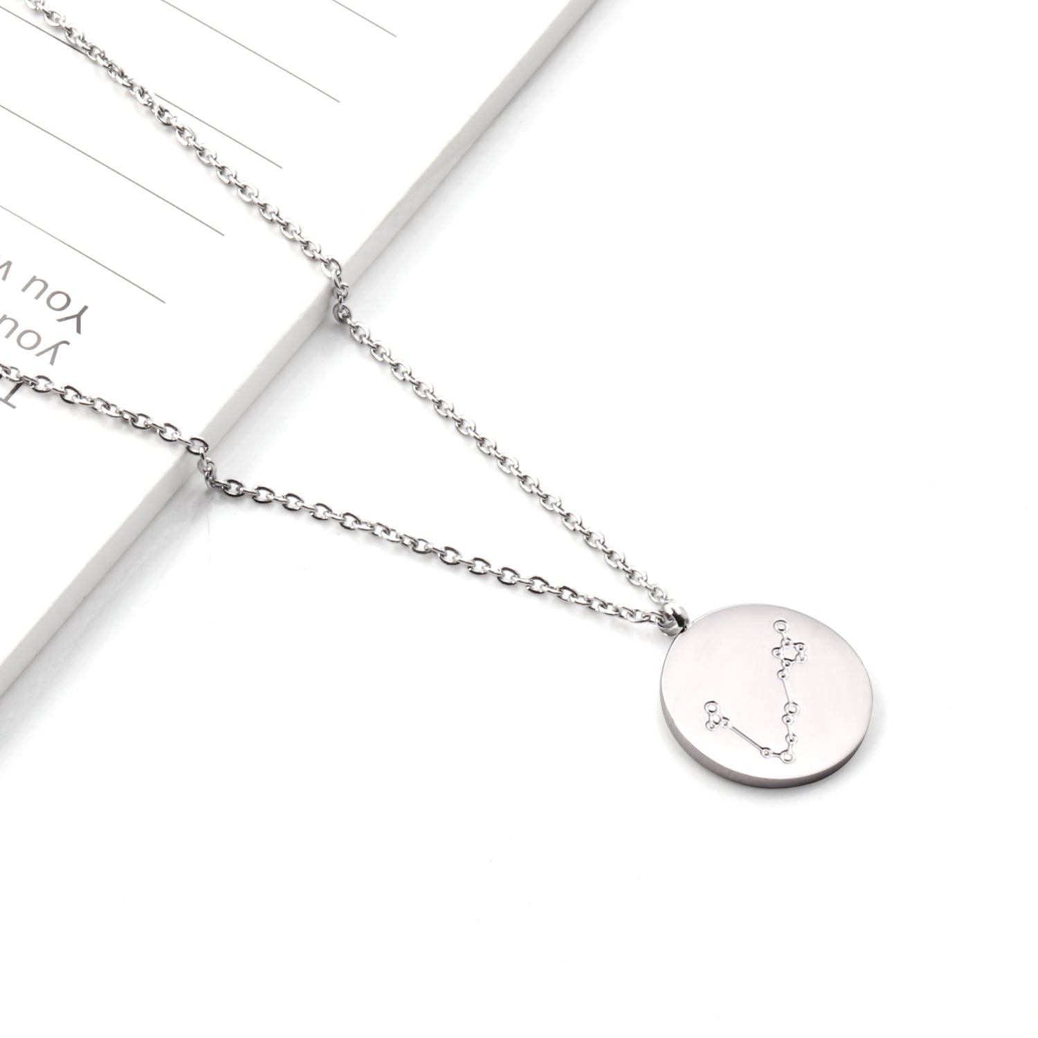 Hangerketting met sterrenbeelden