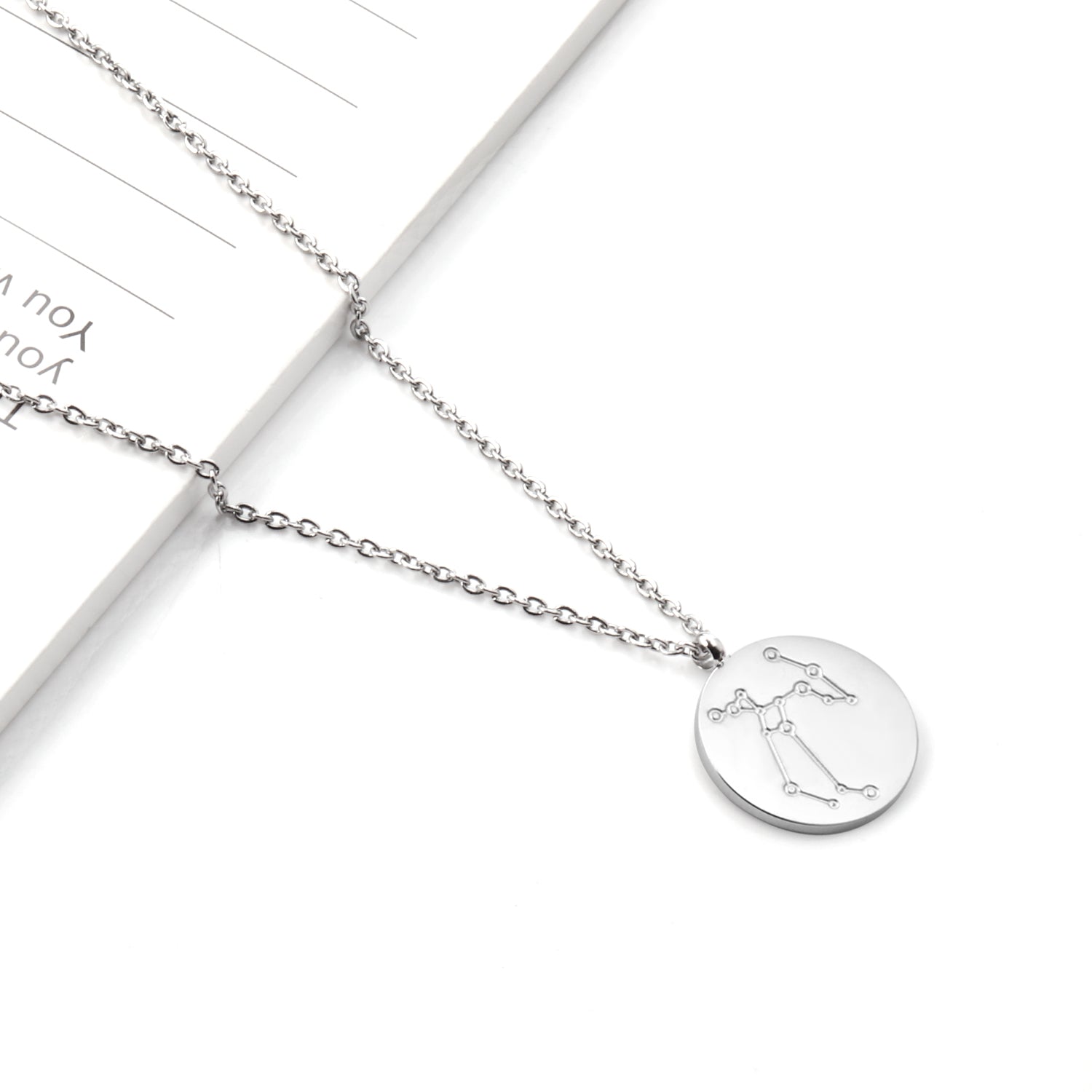 Hangerketting met sterrenbeelden